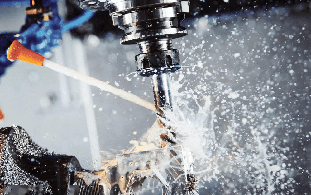 (圖:金屬切割清洗起泡場(chǎng)景)